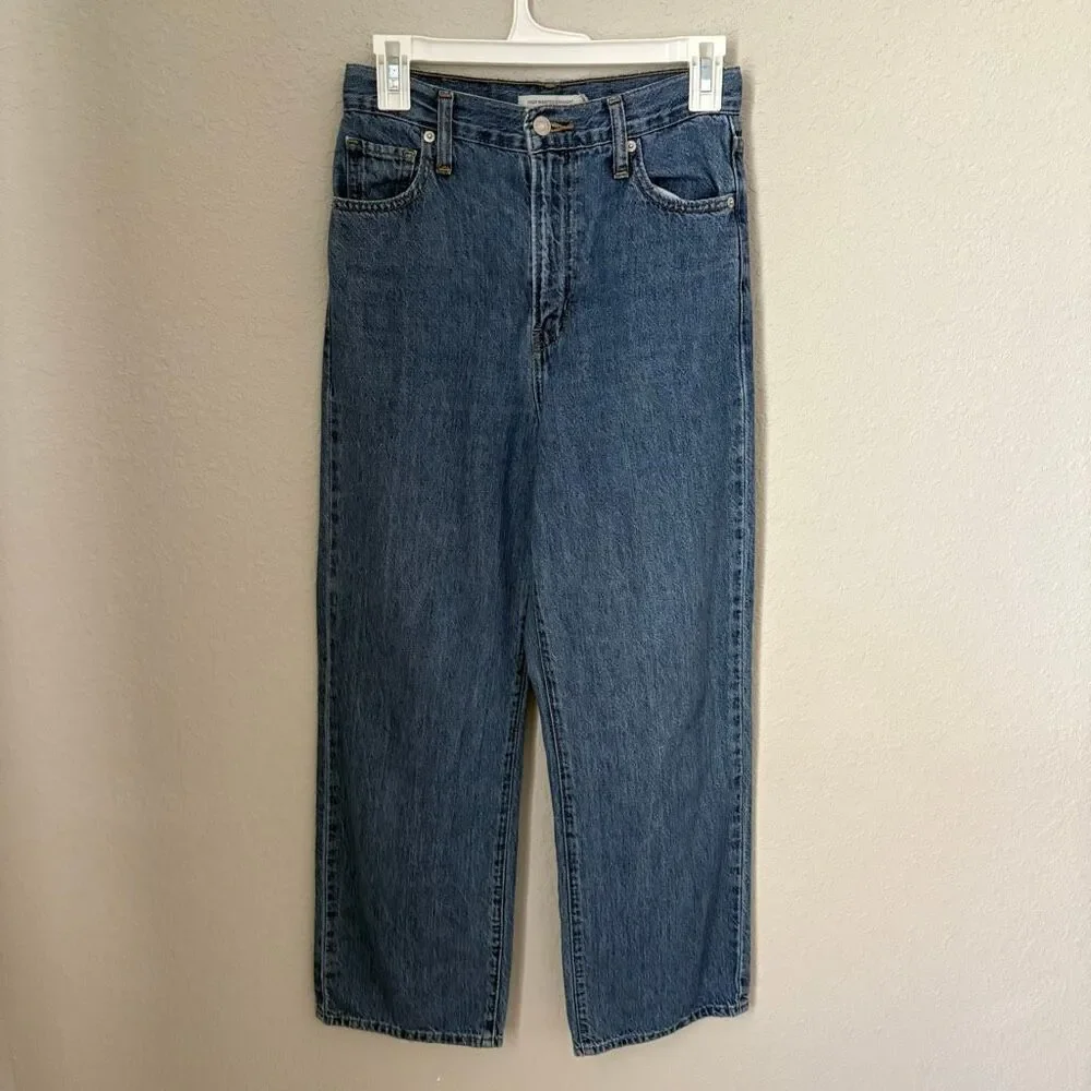 Levi’s High Waisted Straight Jeans Size 26 - Picture 5 of 8